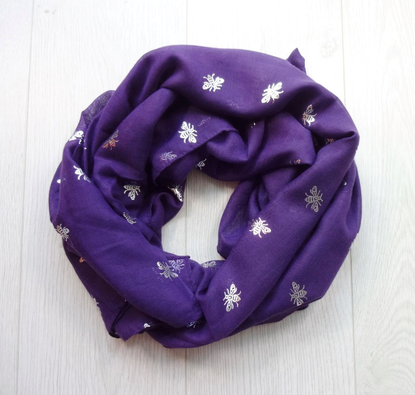Silver Sparkle Bee Scarf