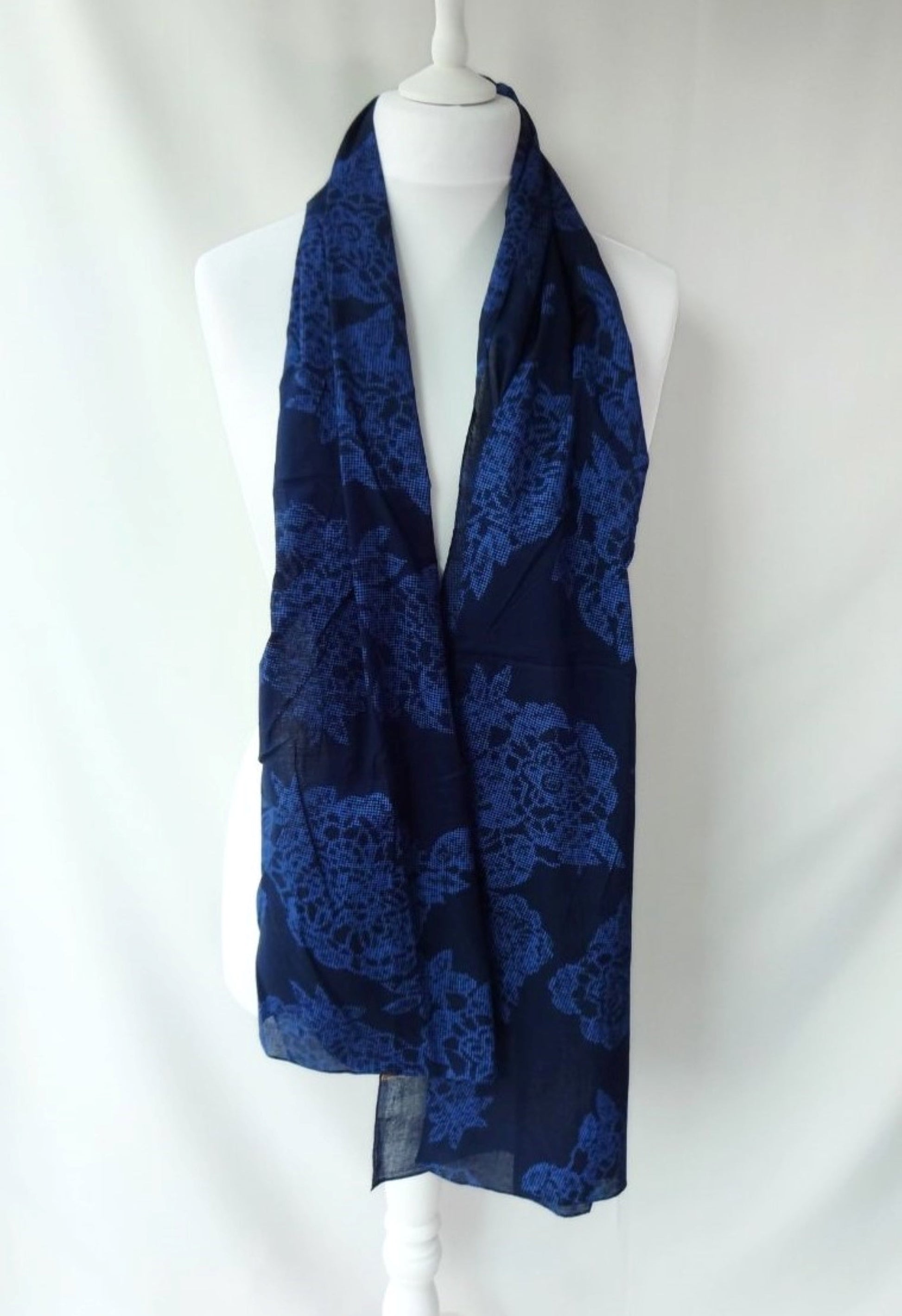 Contemporary-Floral-Design-Blue-Soft-100%-Organic-Cotton-Scarf-on-a-mannequin-long