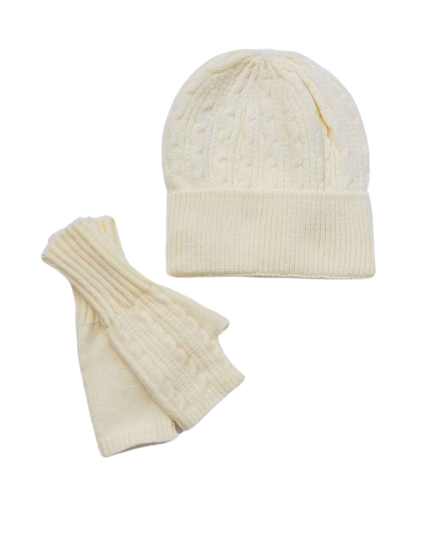 Aurora's Array Forest Green Wool Mix Beanie and Fingerless Gloves Set: A matching set of a cream knitted beanie hat with a ribbed brim and a pair of fingerless gloves with a ribbed texture and a cable knit detail on the gloves