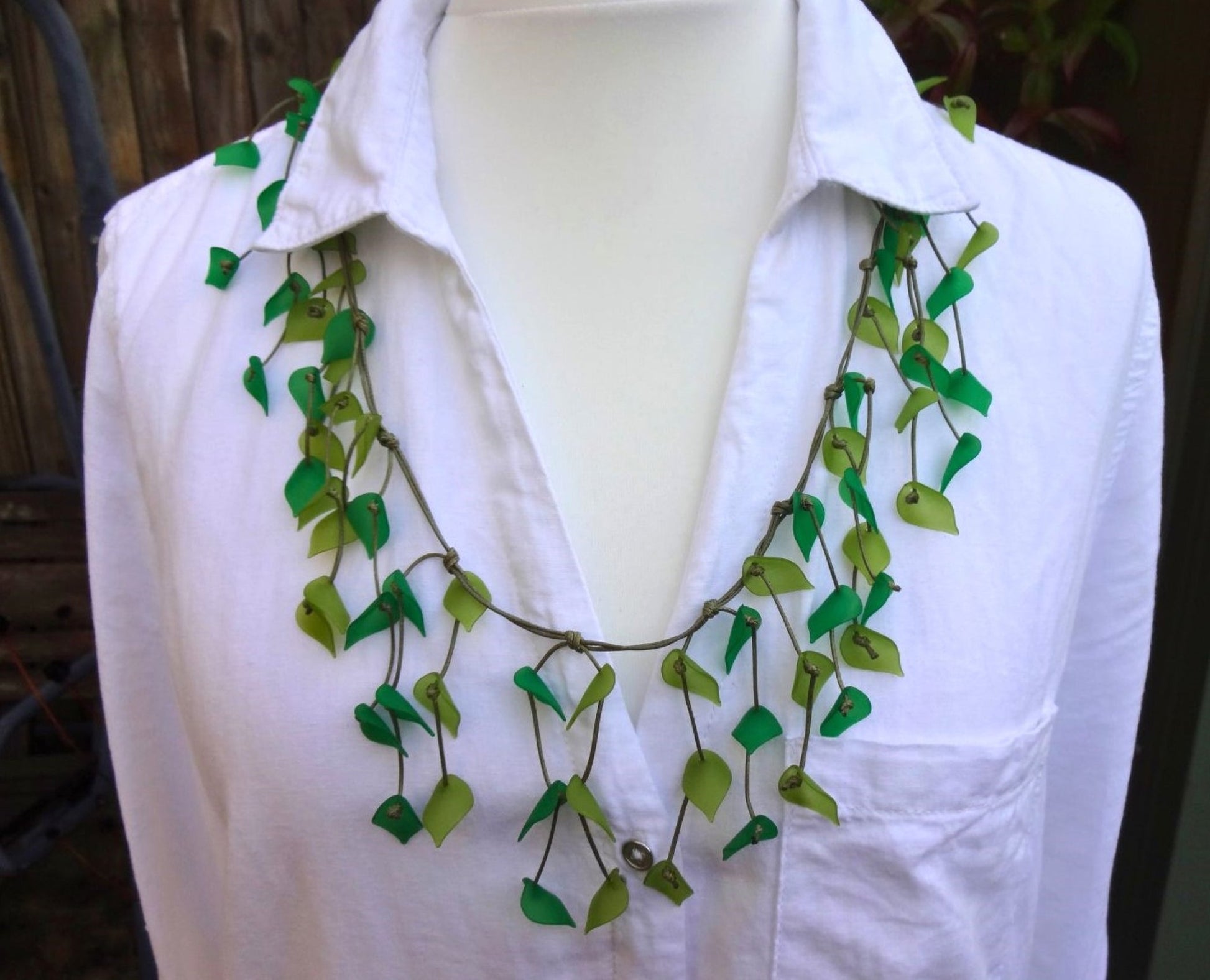 Leaf Design Beaded Adjustable Length Statement Necklace - leaf-design-beaded-adjustable-length-statement-necklace-Necklaces
