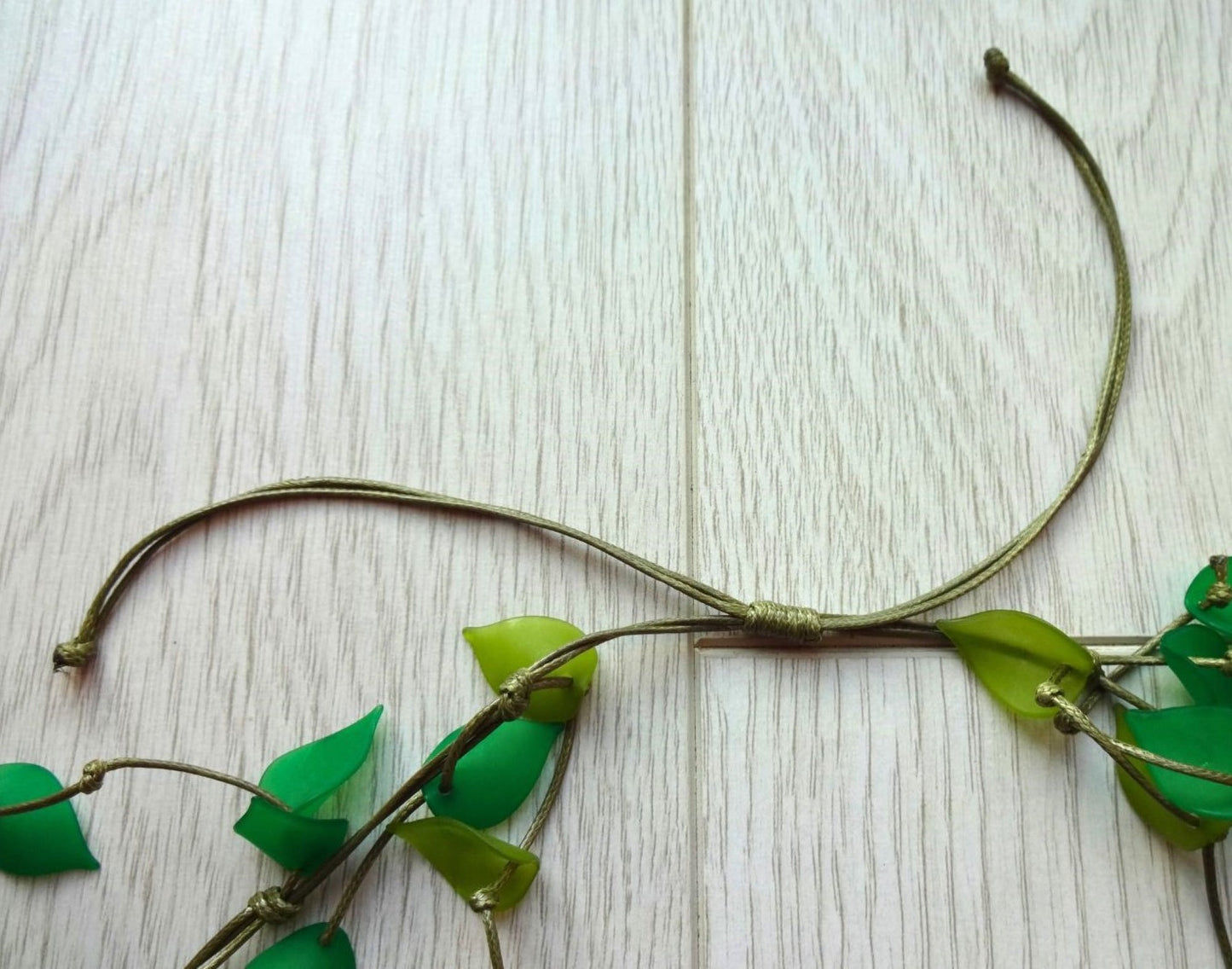 Leaf Design Beaded Adjustable Length Statement Necklace - leaf-design-beaded-adjustable-length-statement-necklace-Necklaces