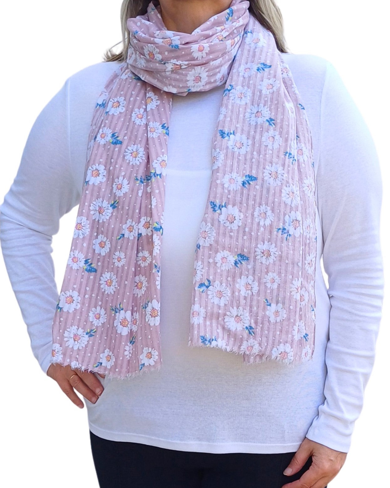 pink-cotton-scarf-with-daisy-flowers-on-model