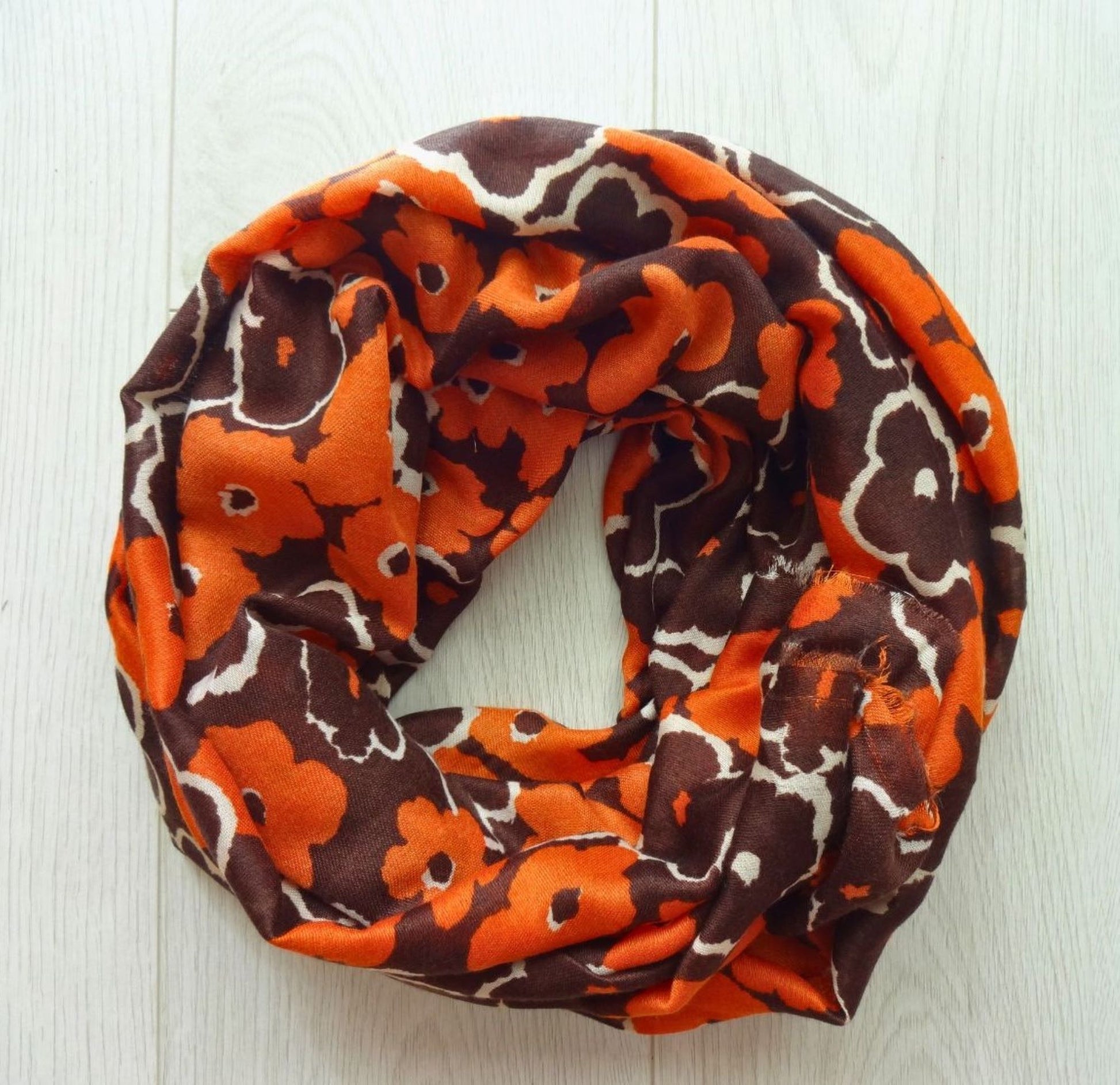Rust-Orange-Daisy-Flower-Head-Cotton-Modal-Mix-Scarf-Pattern