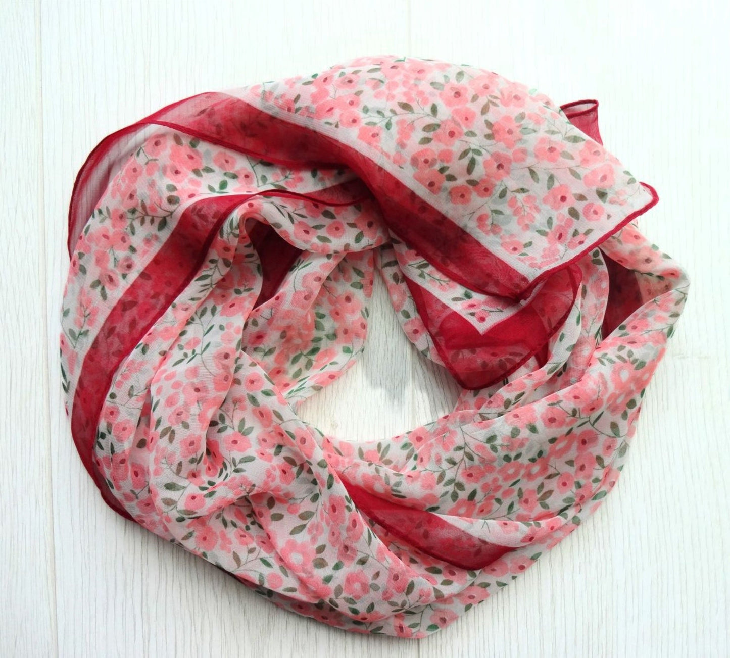 Ultra-lightweight Ditsy Flower Print Summer Chiffon Scarf 